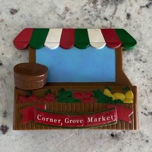 🔥 5/$25 Vintage ‘99 Corner Grove Market Magnet Holder Warner Bros. Looney Tunes